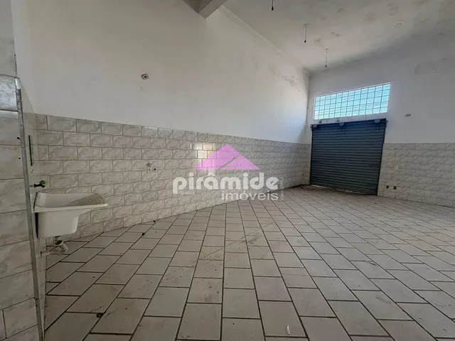 Loja com 10m², para alugar, no bairro Sumaré em Caraguatatuba