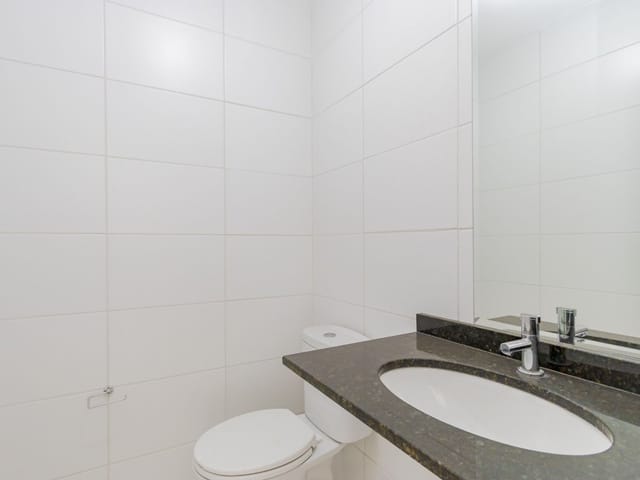 Loja com 86m², à venda, no bairro Cabral em Curitiba