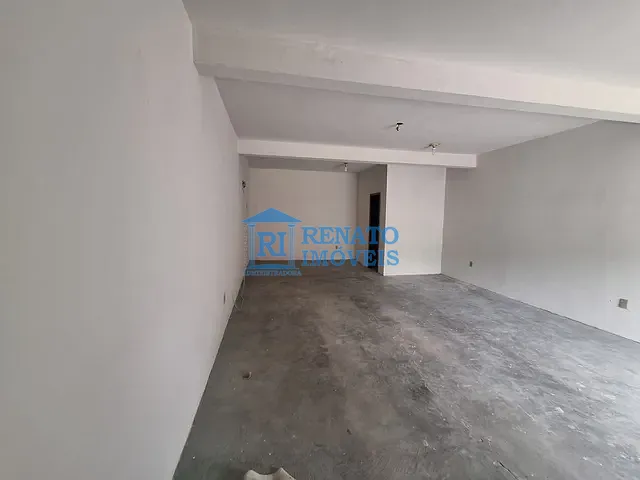 Loja para alugar, no bairro Flamengo em Maricá