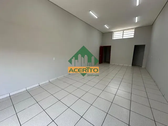 Loja com 420m², para alugar, no bairro São Joaquim em Araçatuba