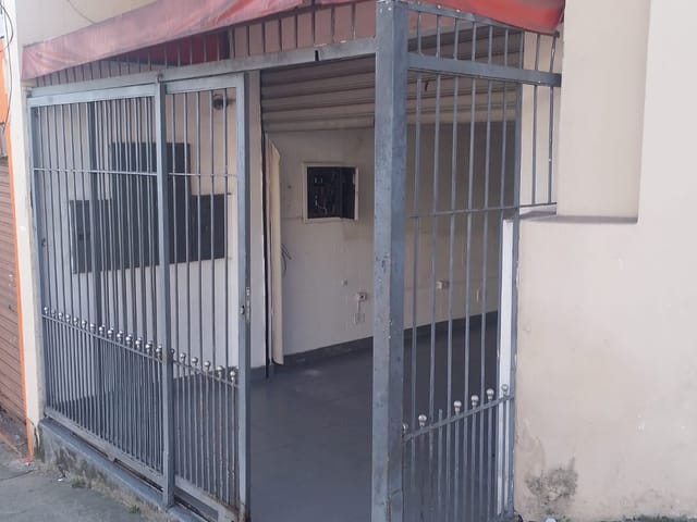 Loja para alugar, no bairro Jardim Figueira Grande em São Paulo