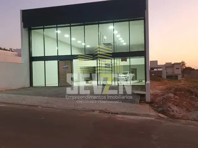 Loja com 360m², à venda ou para alugar, no bairro Jardim Solange em Bauru