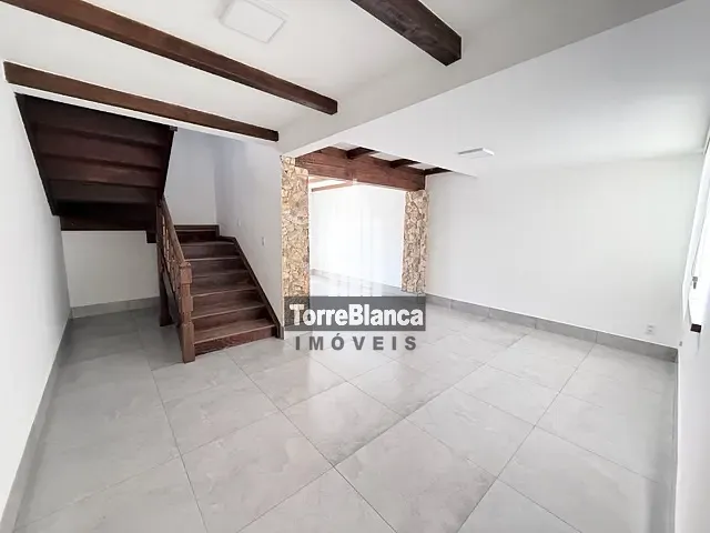 Loja com 114m², para alugar, no bairro Centro em Ponta Grossa
