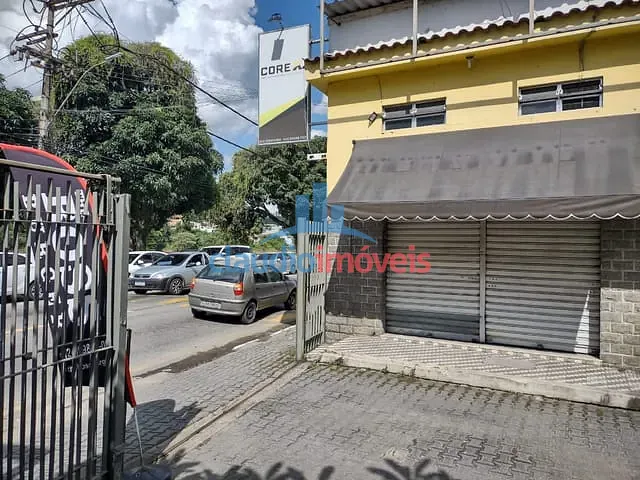 Loja com 32m², para alugar, no bairro Centro em Barra Mansa