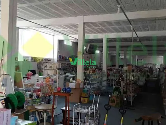 Loja com 324m², para alugar, no bairro Una em Itaquaquecetuba