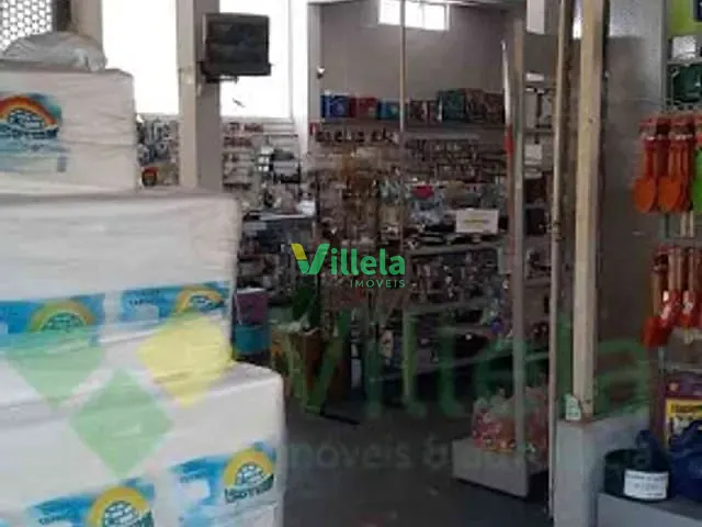 Loja com 324m², para alugar, no bairro Una em Itaquaquecetuba