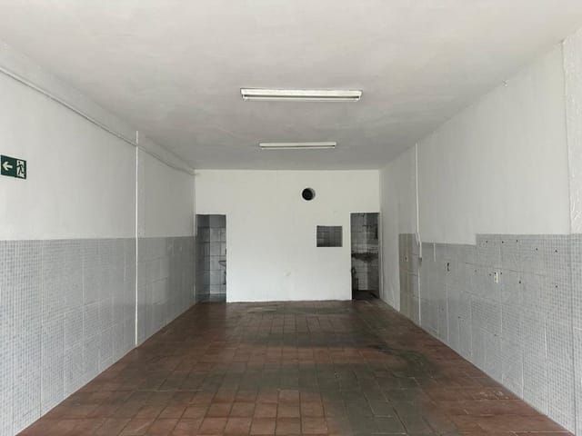 Loja para alugar, no bairro Demarchi em São Bernardo do Campo