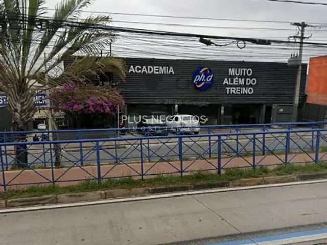 Loja à venda ou para alugar, no bairro Vila Olímpia em Sorocaba