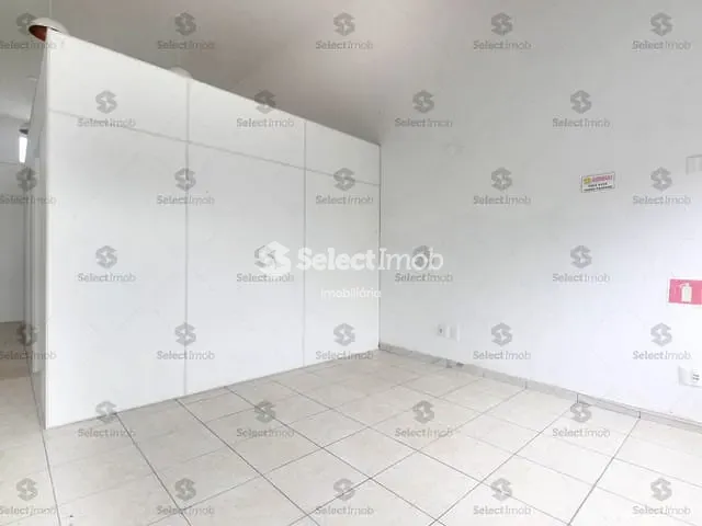 Prédio com 135m², à venda, no bairro Matriz em Mauá