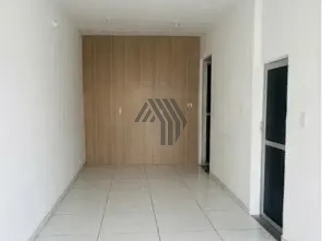 Loja para alugar, no bairro Nazaré em Belém
