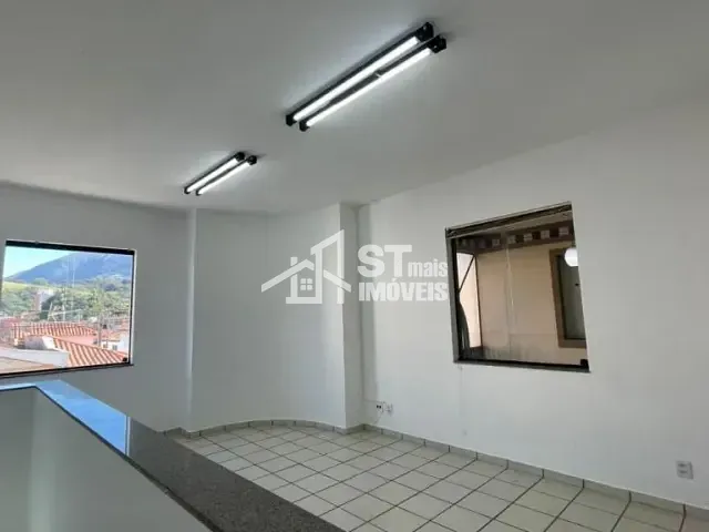 Loja com 45m², para alugar, no bairro Centro em Andradas