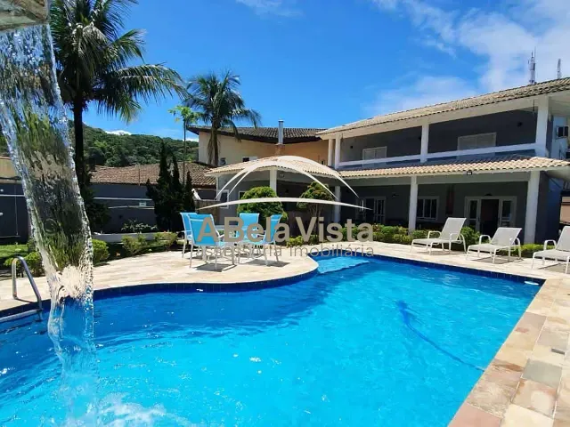 Casa 5 quartos e 7 banheiros, à venda, no bairro Praia dos Sonhos em Itanhaém
