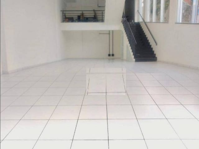 Loja com 230m², para alugar, no bairro Jardim São Paulo(Zona Norte) em São Paulo