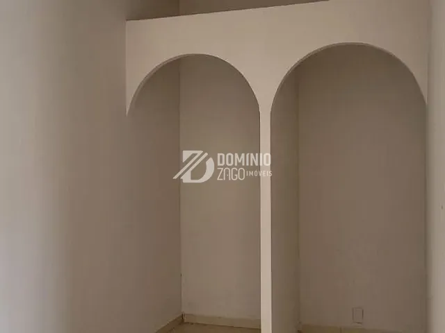 Loja com 46m², para alugar, no bairro São Benedito em Uberaba