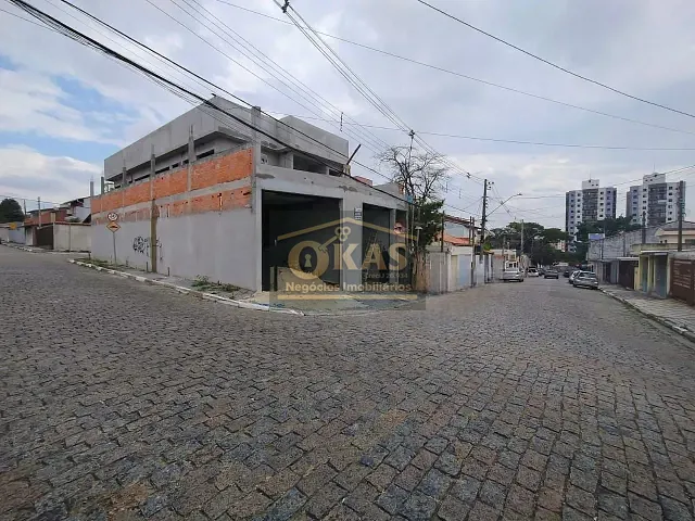 Loja com 100m², para alugar, no bairro Vila Adelino em Suzano