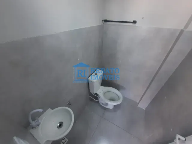 Loja para alugar, no bairro Centro em Maricá