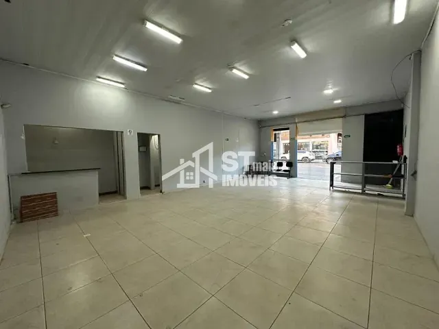 Loja com 200m², para alugar, no bairro Andradas em Andradas