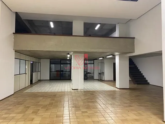 Loja com 544m², para alugar, no bairro PRAIA DO CANTO em Vitoria