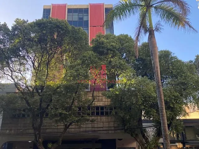 Loja com 544m², para alugar, no bairro PRAIA DO CANTO em Vitoria