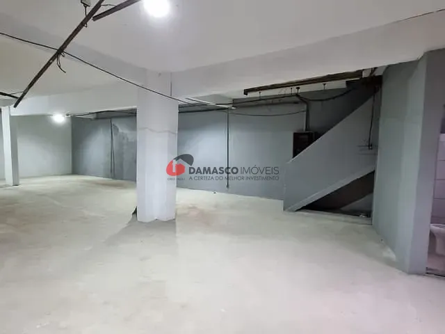 Loja para alugar, no bairro Vila Camilópolis em Santo André