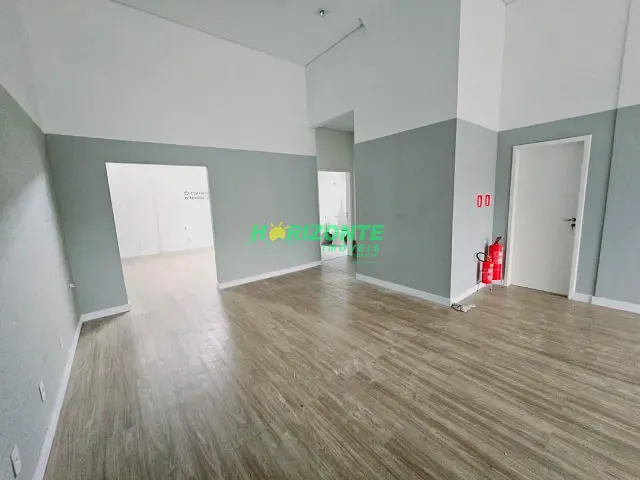 Loja com 250m², para alugar, no bairro Urbanova em São José dos Campos