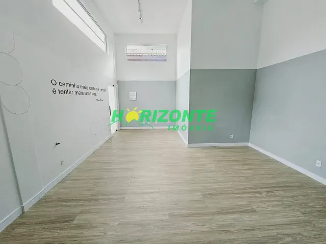 Loja com 250m², para alugar, no bairro Urbanova em São José dos Campos