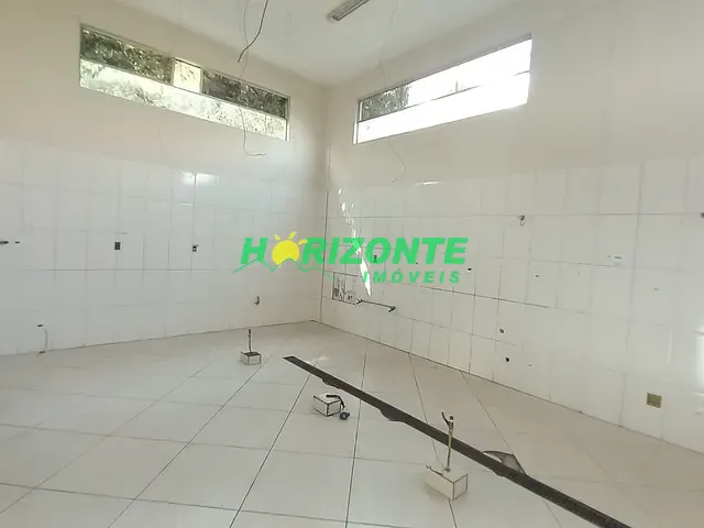 Loja com 250m², para alugar, no bairro Urbanova em São José dos Campos