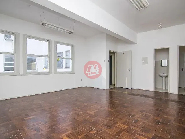 Loja para alugar, no bairro Centro em Porto Alegre