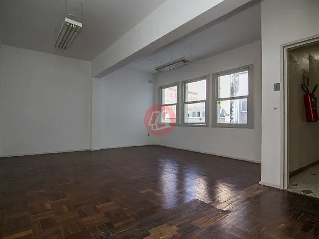 Loja para alugar, no bairro Centro em Porto Alegre