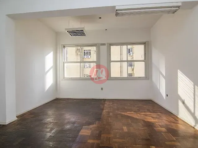 Loja para alugar, no bairro Centro em Porto Alegre