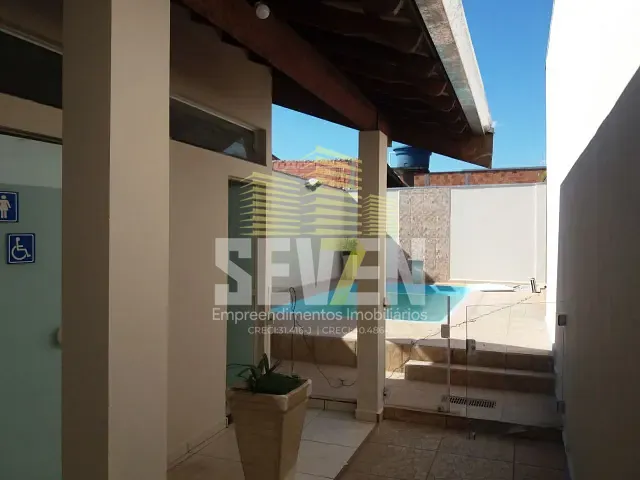 Loja com 153m², à venda, no bairro Parque Val de Palmas em Bauru