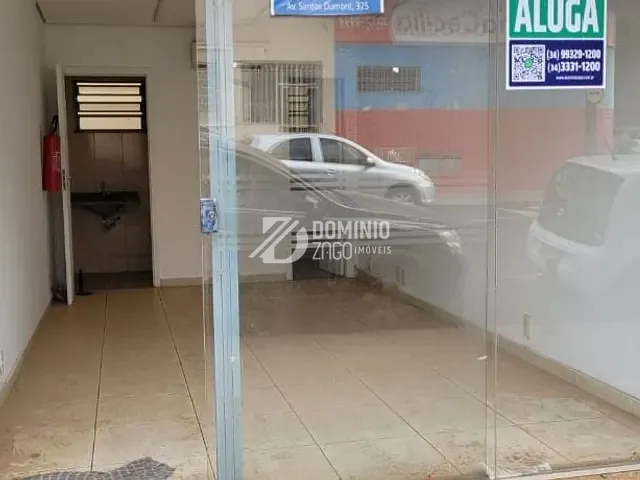 Loja com 32m², para alugar, no bairro São Benedito em Uberaba