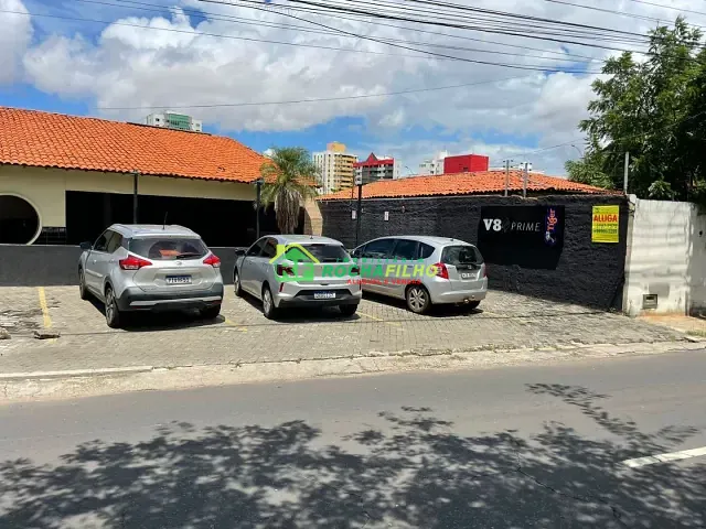 Loja com 625m², para alugar, no bairro Fátima em Teresina