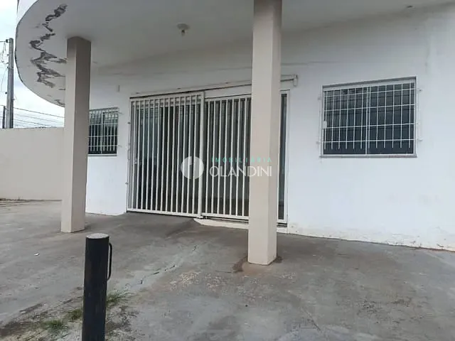 Loja com 248m², para alugar, no bairro Lolli em Artur Nogueira