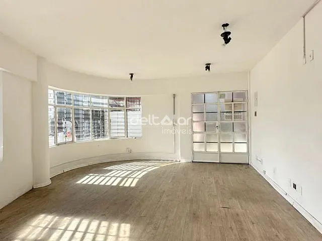 Loja com 56m², para alugar, no bairro Planalto em Belo Horizonte