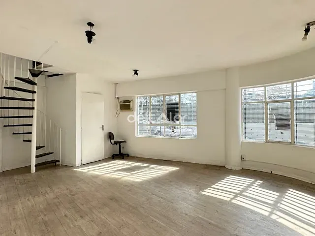 Loja com 56m², para alugar, no bairro Planalto em Belo Horizonte