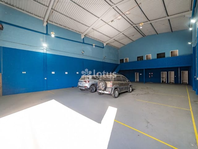 Loja com 360m², à venda ou para alugar, no bairro Portais (Polvilho) em Cajamar