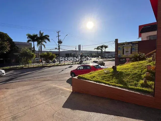 Loja com 1100m², para alugar, no bairro Jardim Maria Antônia Prado em Sorocaba