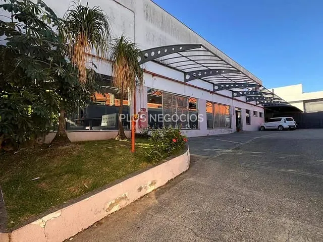 Loja com 1100m², para alugar, no bairro Jardim Maria Antônia Prado em Sorocaba