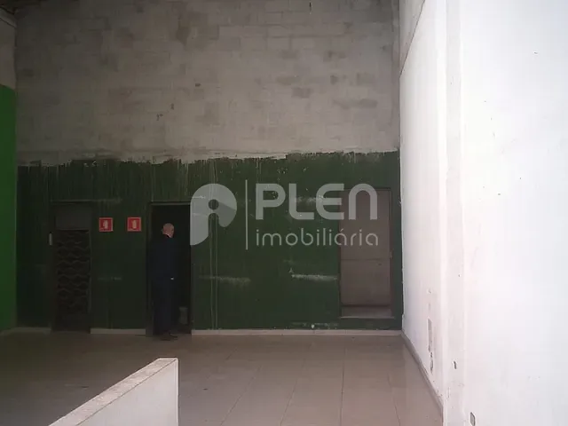 Loja para alugar, no bairro Santana em São Paulo