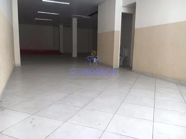 Loja com 80m², para alugar, no bairro Campo Grande em Rio de Janeiro