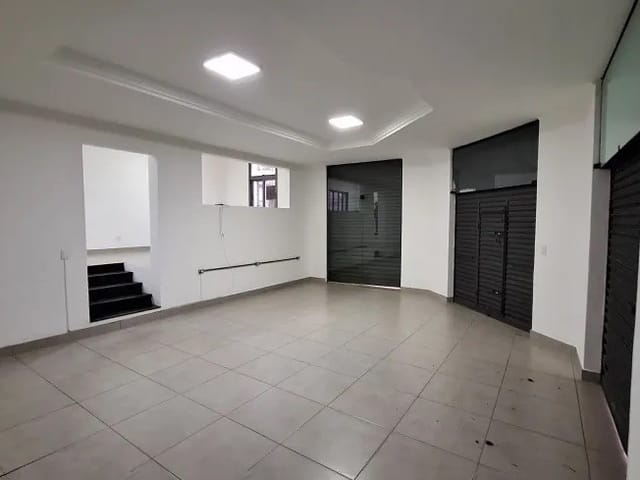 Foto do Loja - Salão de Esquina 180m² para locação R$6.428 na Vila Pompéia, São Paulo, SP | Ingracia Imóveis