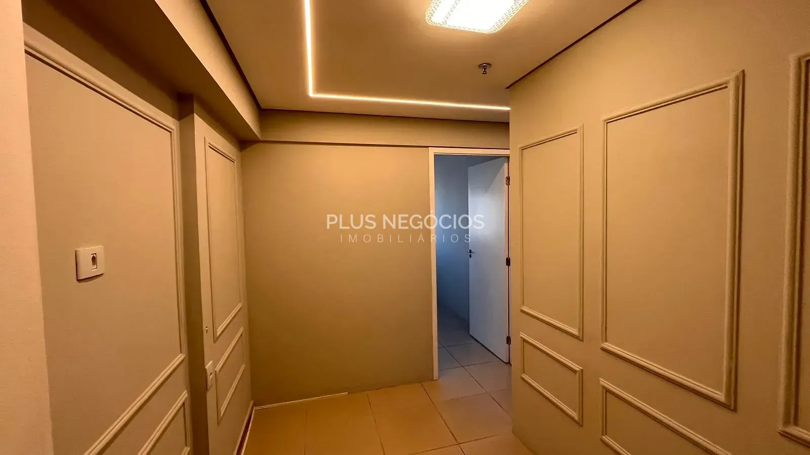 Loja-Salão, 74 m² - Foto 1