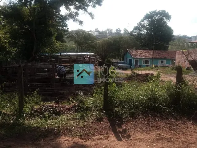 Loja com 2800m², à venda, no bairro Chácaras Araújo em São José dos Campos