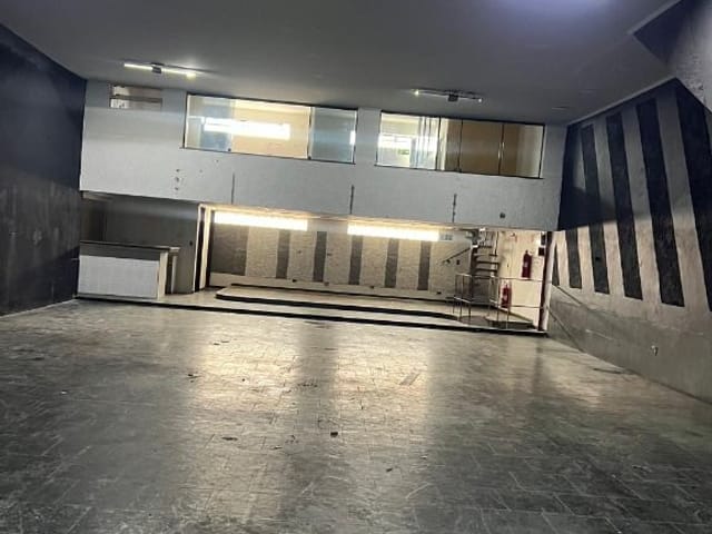 Loja com 850m², para alugar, no bairro Pirituba em São Paulo