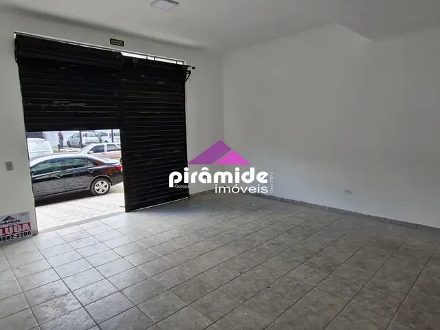Loja com 39m², para alugar, no bairro Sumaré em Caraguatatuba