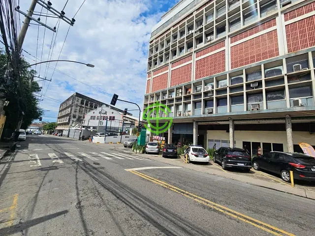 Loja com 56m², à venda, no bairro Benfica em Rio de Janeiro