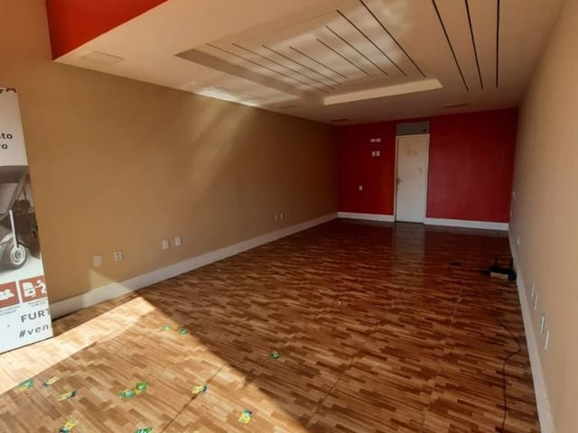Loja com 41m², para alugar, no bairro Alto Cajueiros em Macaé