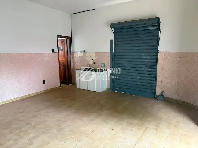 Loja para alugar, no bairro Mercês em Uberaba