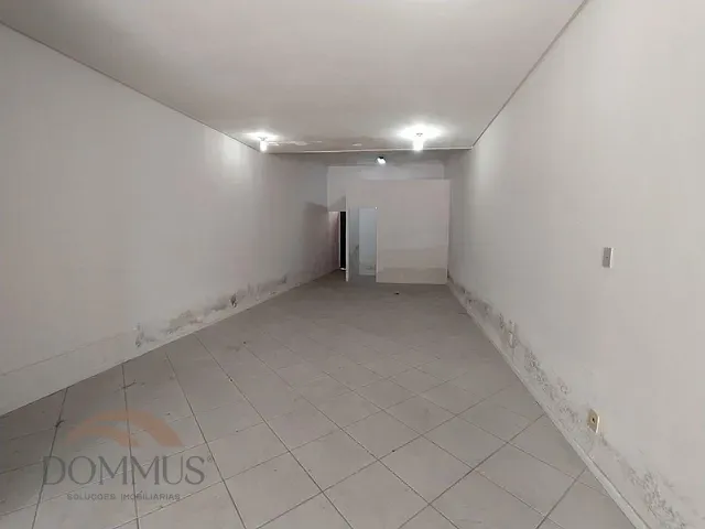 Loja com 342m², para alugar, no bairro Iguaçu em Ipatinga